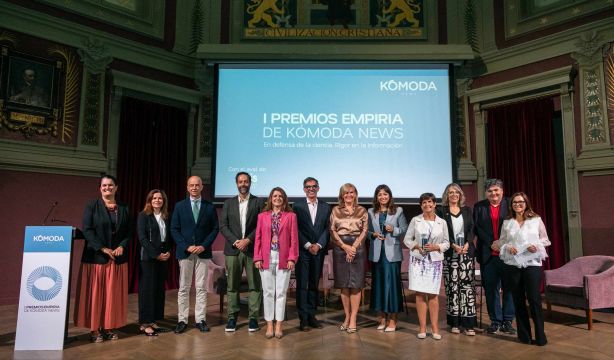 El Observatorio contra las Pseudociencias de la OMC recibe el Premio Empiria de Kómoda News