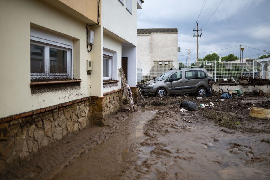 El agónico rescate de dos mayores en Tarragona que sobrevivieron a la DANA dentro de una nevera El agónico rescate de dos mayores en Tarragona que sobrevivieron a la DANA dentro de una nevera