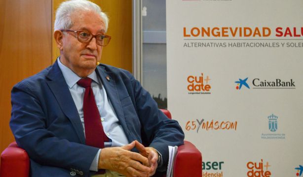 Berzosa: "Vamos a vivir más tiempo de jubilados que de jóvenes y no tenemos modelo de ser mayor"
