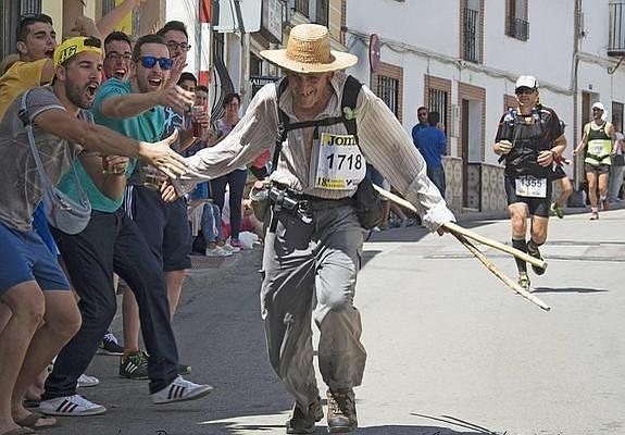 Súper Paco. Súper Paco.