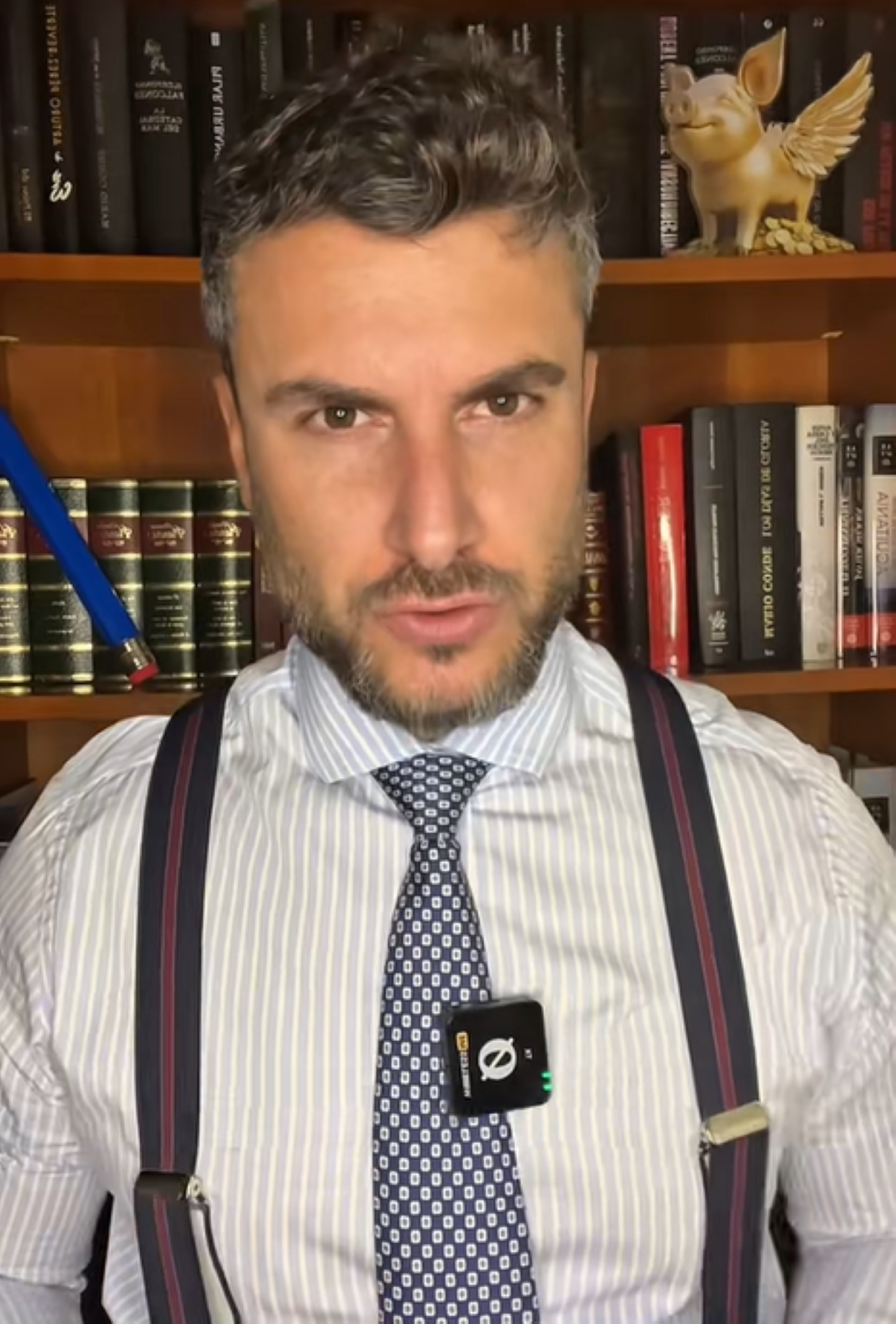 Estas son las dos cláusulas que debes incluir en el testamento, según un abogado