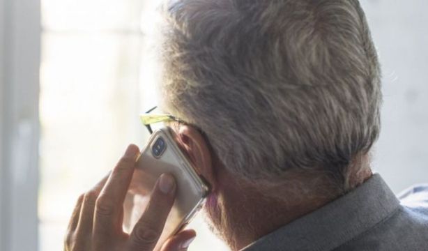 Recursos y apoyo para personas mayores en situación de dependencia