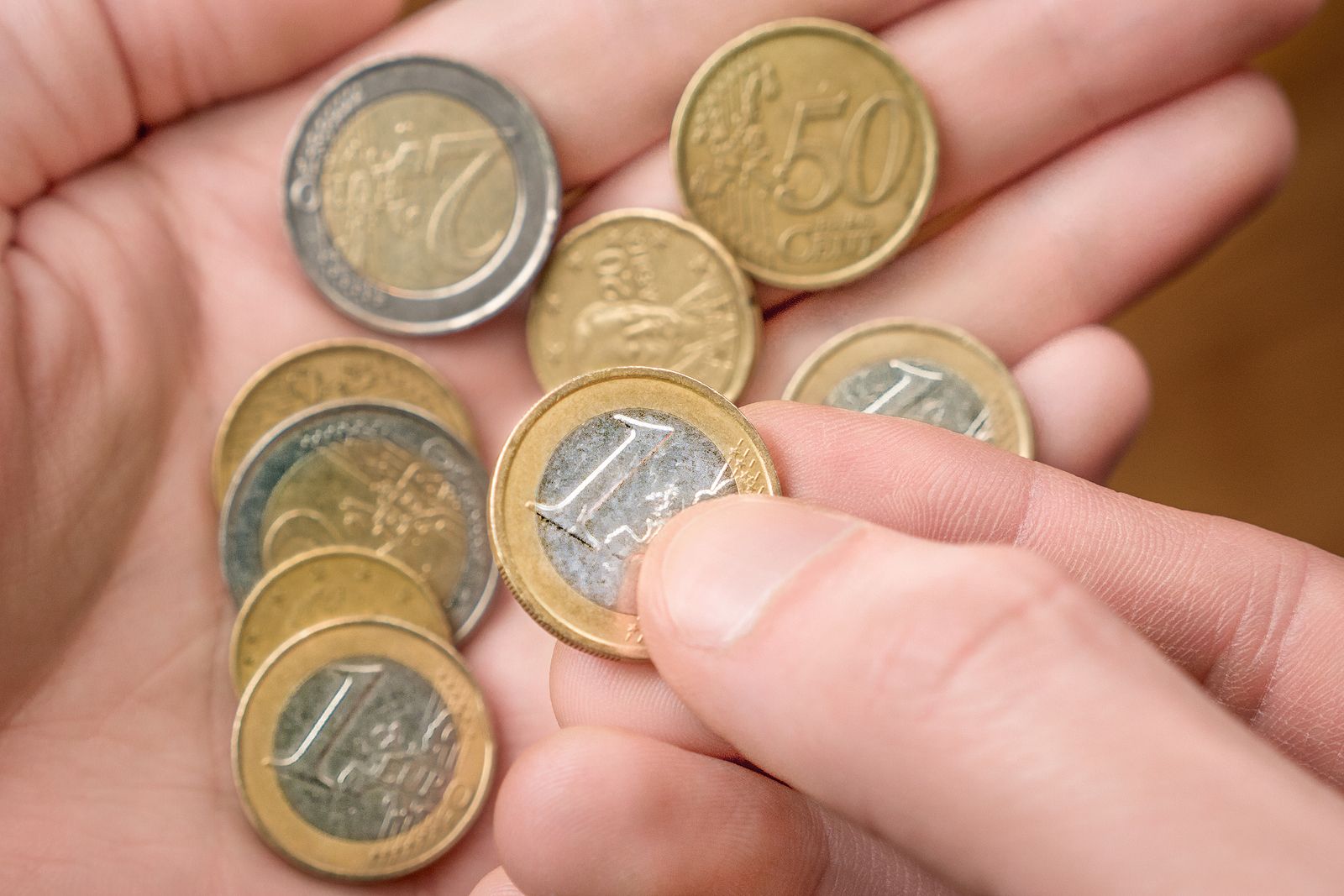 Este es el número máximo de monedas con el que puedes pagar en efectivo en un supermercado Este es el número máximo de monedas con el que puedes pagar en efectivo en un supermercado