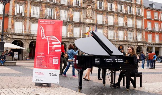 Madrid se llena de pianos: música en directo en las plazas más emblemáticas de la ciudad Madrid se llena de pianos: música en directo en las plazas más emblemáticas de la ciudad
