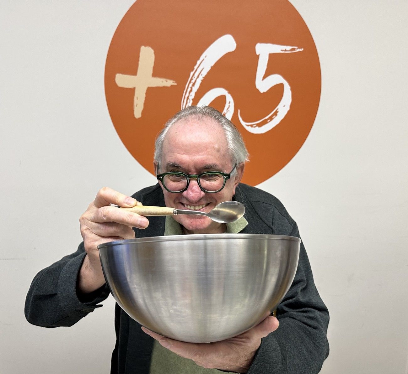 Rafuel, influencer de cocina: "Los sénior no tenemos nada de postureo en redes, somos auténticos"