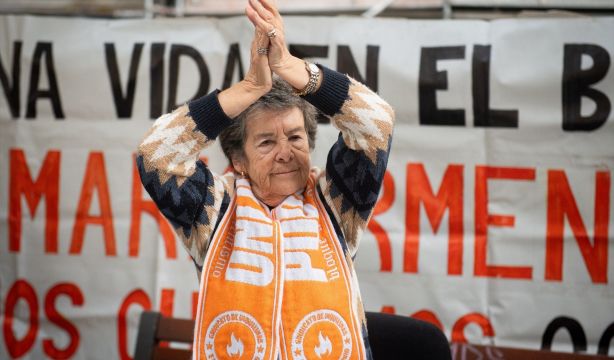Maricarmen, de 87 años, resiste tras suspenderse temporalmente su desahucio: "No me van a echar"