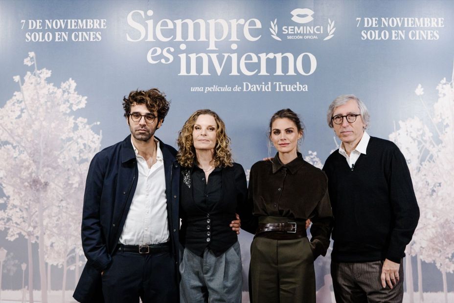 EuropaPress 7063994 actores david verdaguer isabelle renauld 2i amaia salamanca 2d escritor EuropaPress 7063994 actores david verdaguer isabelle renauld 2i amaia salamanca 2d escritor