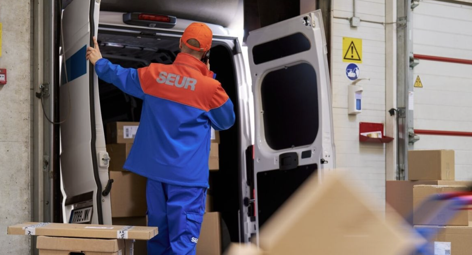 SEUR refuerza su plantilla con 2.800 incorporaciones para afrontar el Black Friday y la Navidad