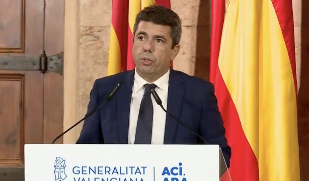 Mazón dimite un año después de la devastadora dana: "Es momento de reconocer los errores propios"