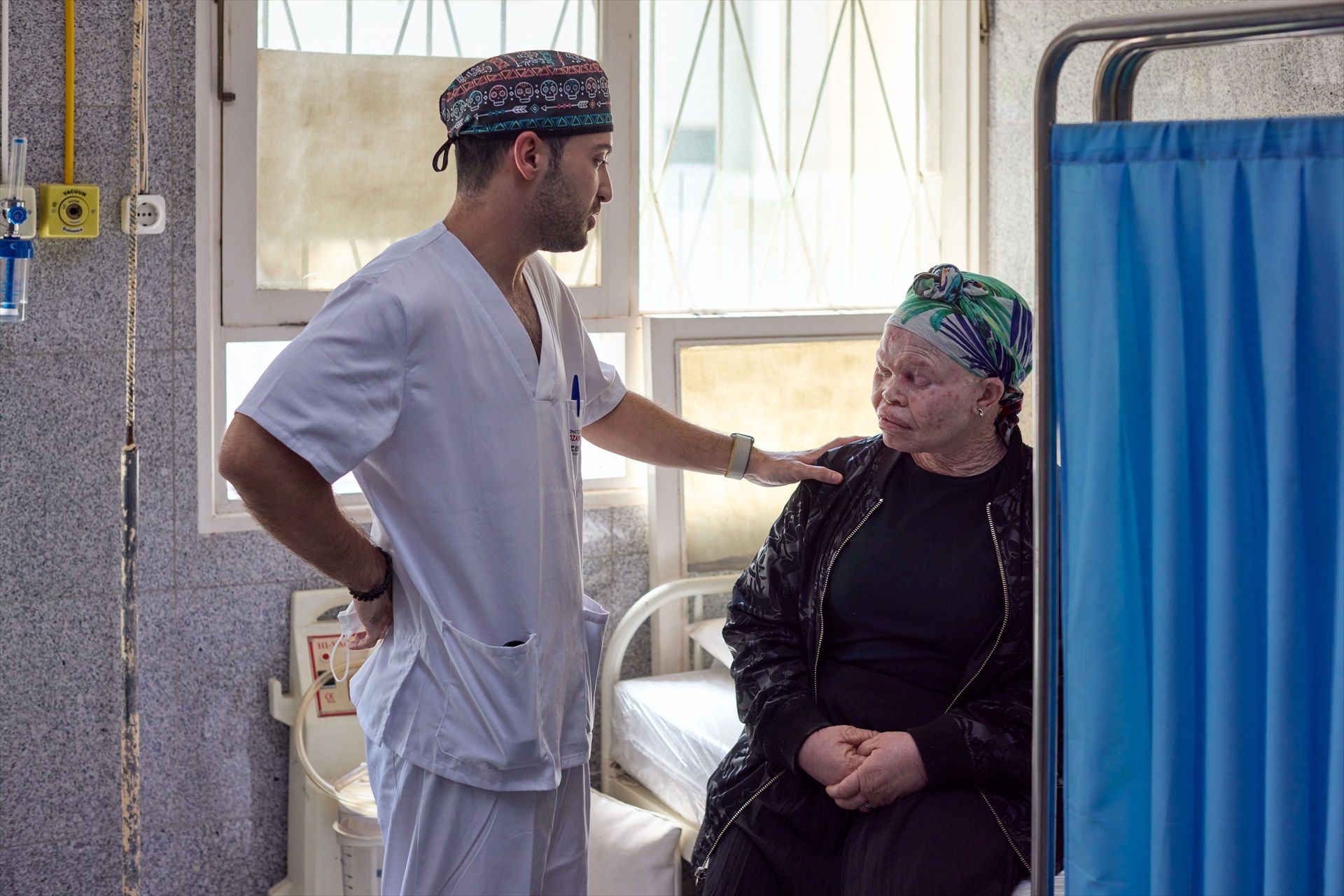 ISDIN y África Directo atienden a más de 5.000 personas en Mozambique contra el cáncer de piel