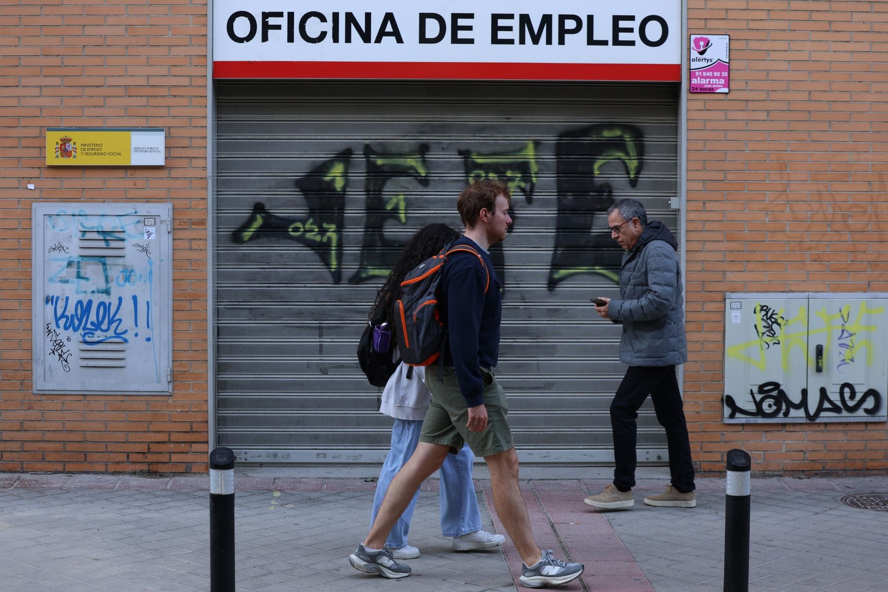 El Gobierno ignora el drama del paro sénior y saca pecho de los logros en empleo juvenil y femenino