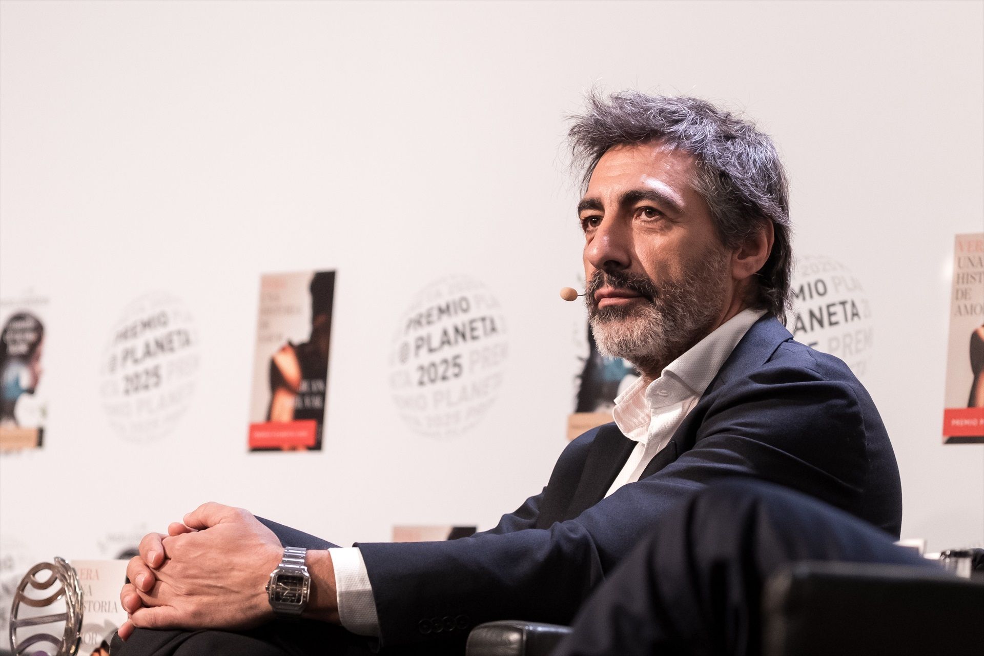 Juan del Val: "No hay ninguna novela que haya gustado a todo el mundo y con la mía pasará igual"