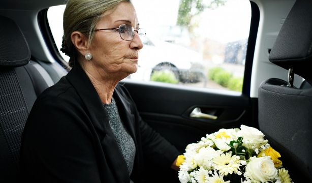 Sin acuerdo para ampliar el permiso de fallecimiento a 10 días, que plantea Yolanda Díaz