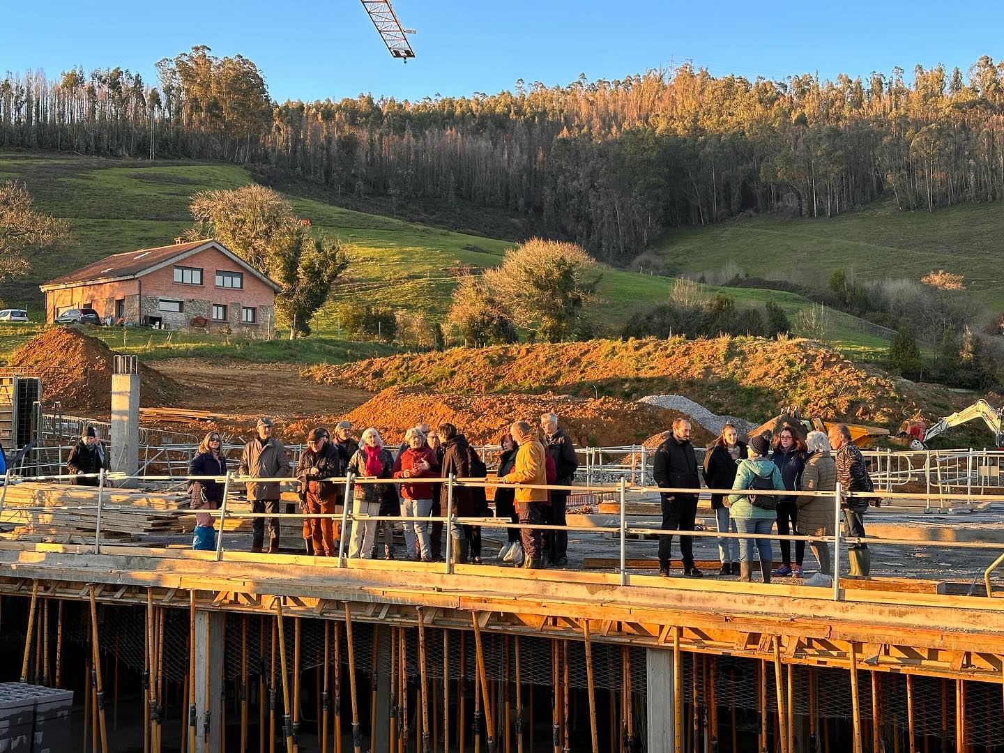 Cohousing sénior: el sueño de envejecer con amigos que todavía "no es para todo el mundo"