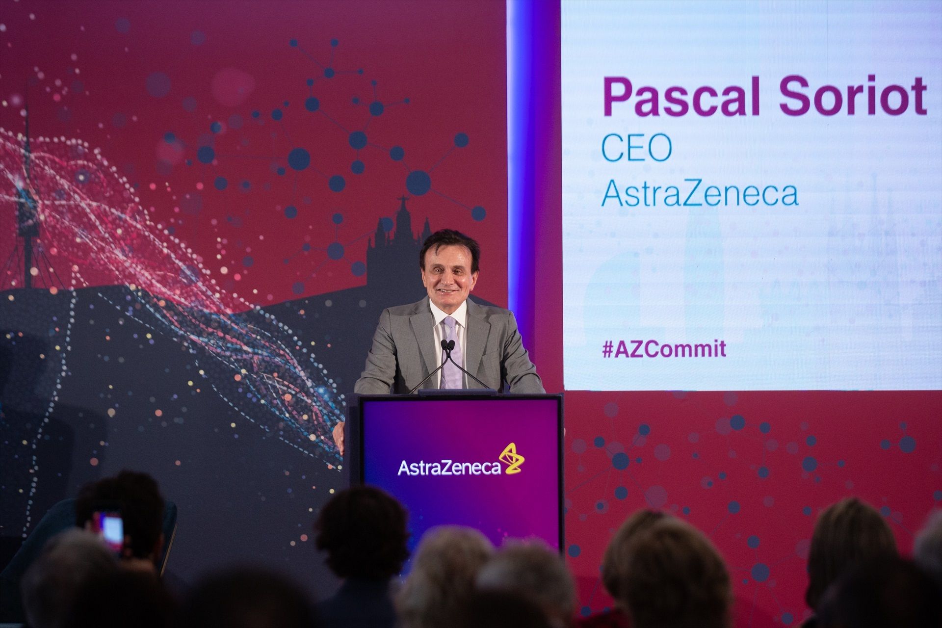 AstraZeneca supera previsiones en el tercer trimestre y reafirma sus perspectivas para 2025
