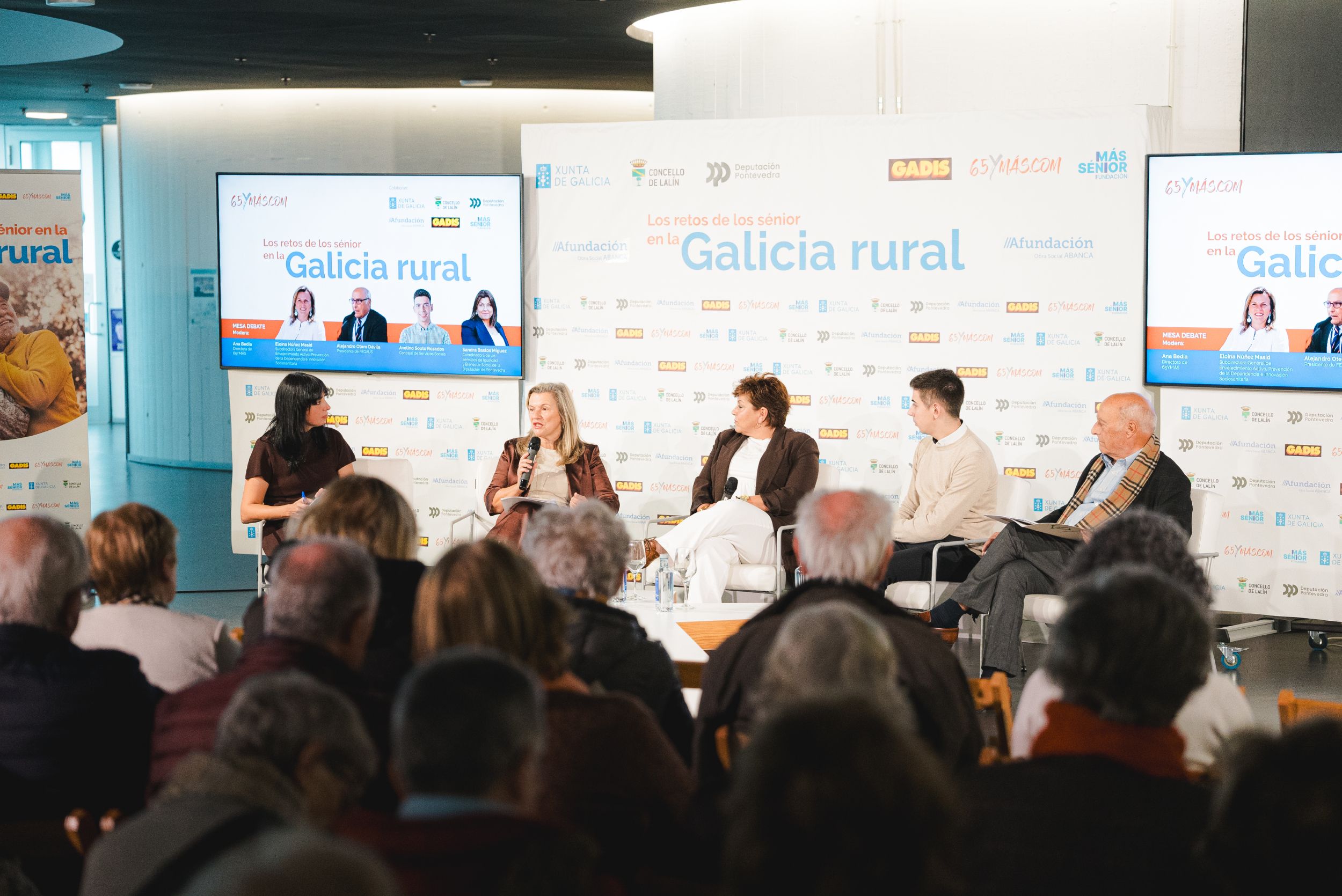 Mesa redonda, Lalín Mesa redonda, Lalín