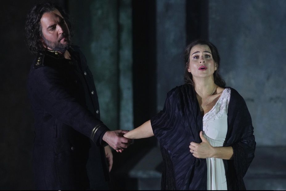 Escena de la ópera 'Otello' en el Teatro Real. Fuente: Javier del Real / EuropaPress. Escena de la ópera 'Otello' en el Teatro Real. Fuente: Javier del Real / EuropaPress.