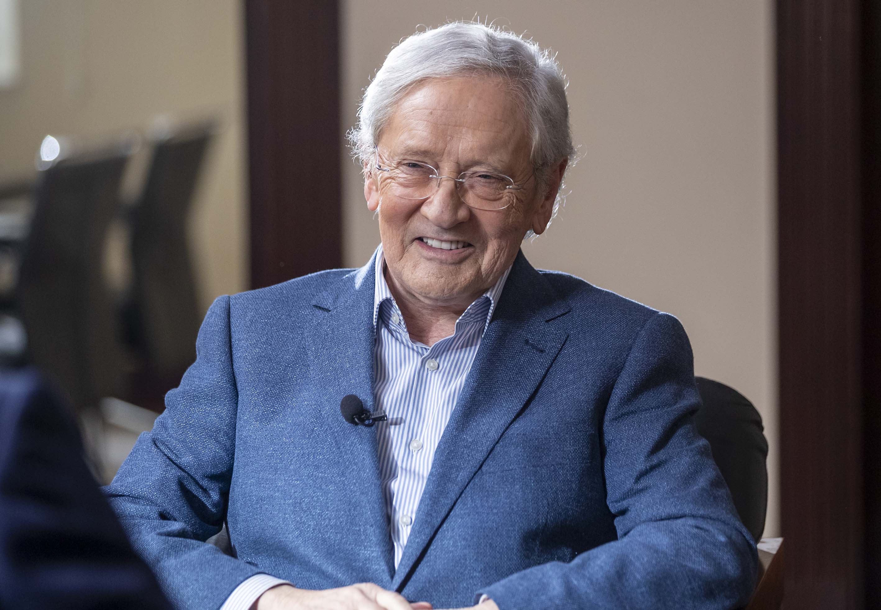 Fernando Ónega, en RTVE: "Me parece una aberración que no haya diálogo entre Gobierno y oposición"