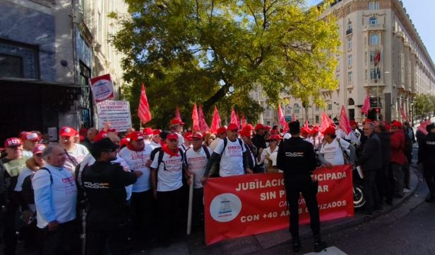 Los jubilados anticipados de largas carreras inician 2026 con 3 frentes abiertos contra el Gobierno