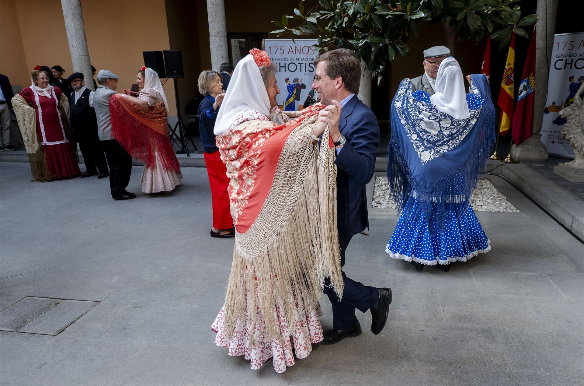 El chotis cumple 175 años: de polca alemana a esencia de la historia de Madrid