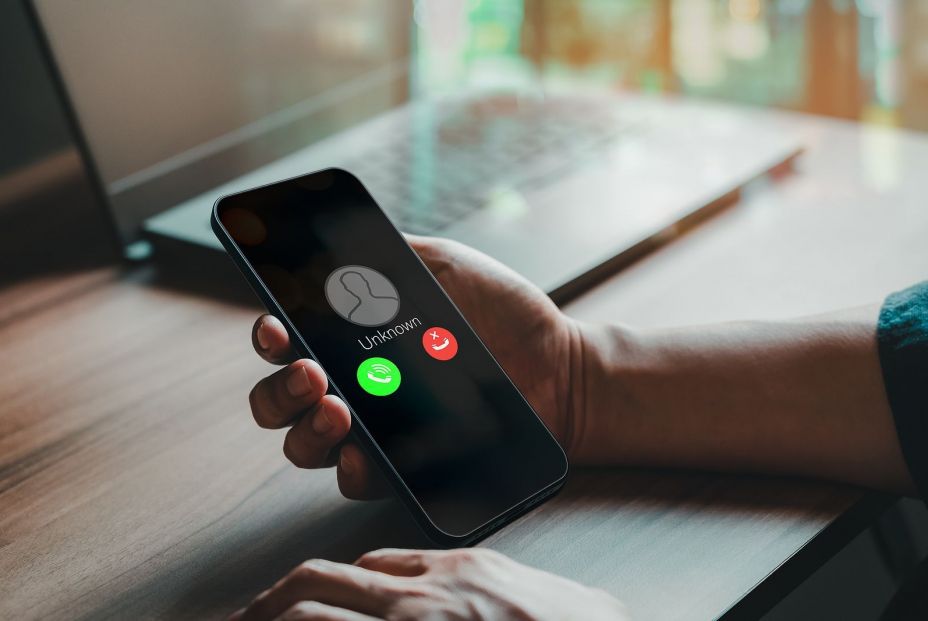 Cambios en atención al cliente: bloqueo a llamadas spam, 3 minutos de espera y lenguas cooficiales