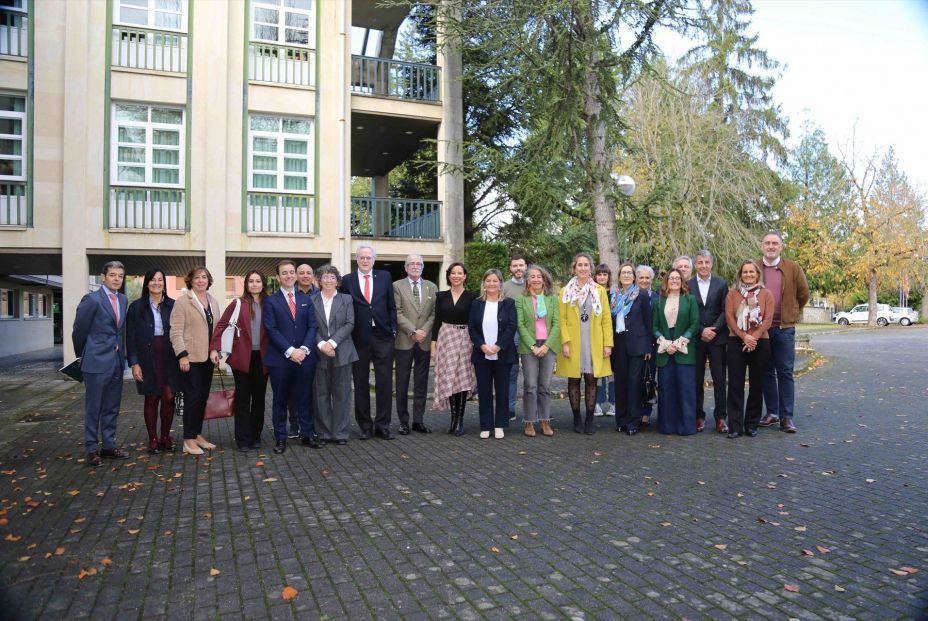 La reunión institucional para la presentación de la receta electrónica concertada se ha celebrado este viernes en la sede de la Delegación del Gobierno. Fuente: Consejo de Farmacéuticos del País Vasco / EuropaPress. La reunión institucional para la presentación de la receta electrónica concertada se ha celebrado este viernes en la sede de la Delegación del Gobierno. Fuente: Consejo de Farmacéuticos del País Vasco / EuropaPress.