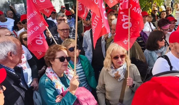 Los jubilados anticipados de largas carreras inician 2026 con 3 frentes abiertos contra el Gobierno