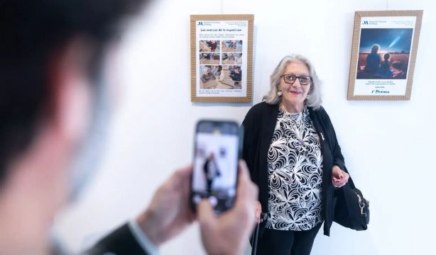 Málaga acoge una exposición de imágenes con IA que recrean recuerdos de usuarios de residencias