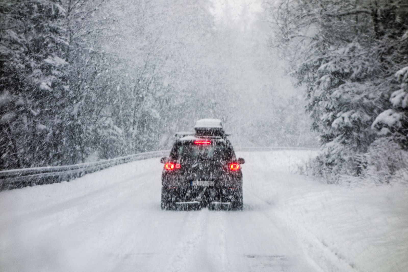 Cómo preparar tu coche para la llegada del invierno los consejos de la DGT