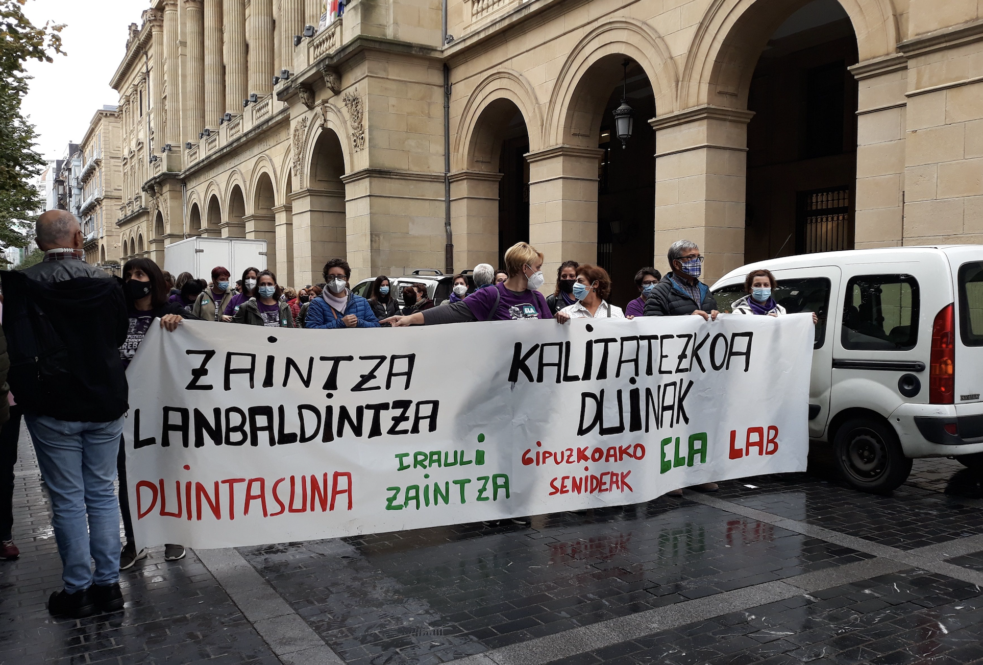 Trabajadoras de residencias y centros de día de Guipúzcoa, en huelga desde este miércoles