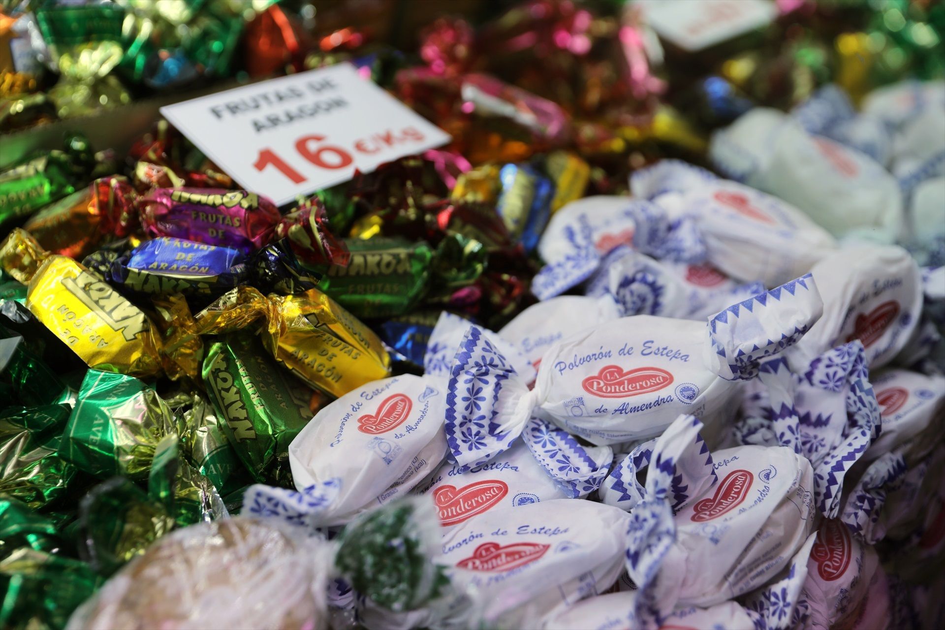 El precio de los dulces navideños se dispara un 15% de media esta Navidad