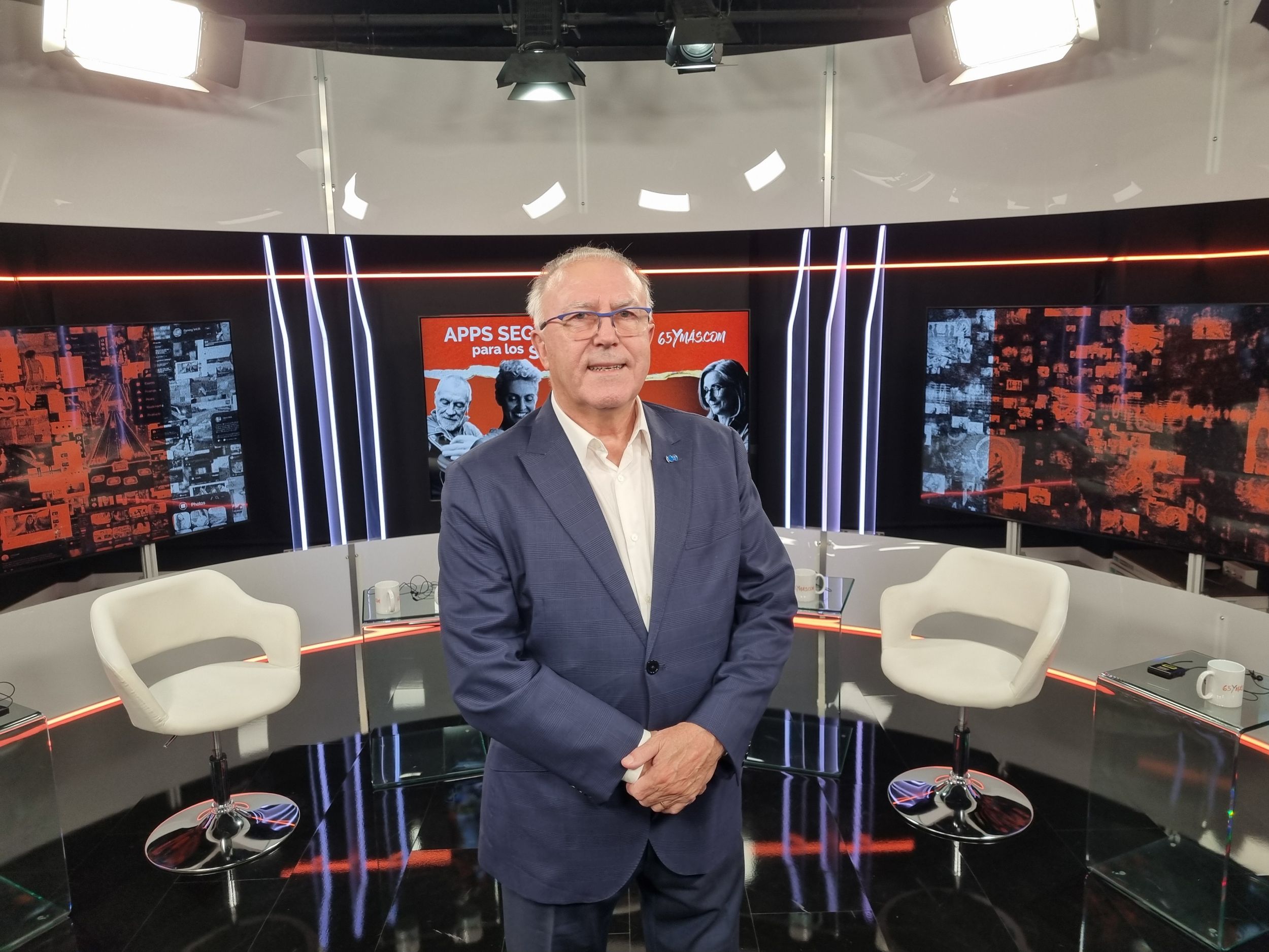 Santiago González Carrero Santiago González Carrero