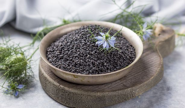 La especia que bloquea la grasa, baja el colesterol 'malo' y sube el 'bueno'. Foto: Bigstock.