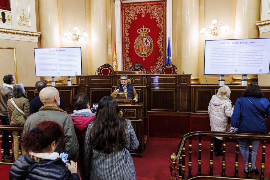 EuropaPress 6372045 varias personas jornada puertas abiertas camara alta 28 noviembre 2024