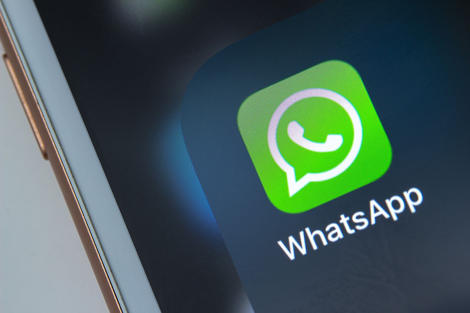 WhatsApp y los grupos trampa: así puedes evitar que te metan sin permiso. Fuente: Bigstock.