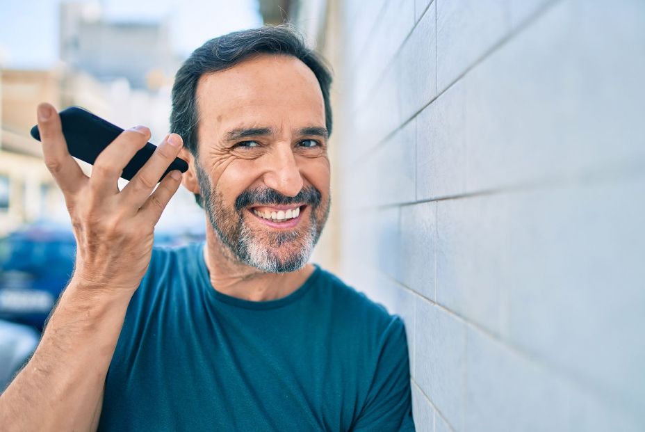 Escuchar tu voz puede ser un "placer auditivo". Fuente: BigStock. Escuchar tu voz puede ser un "placer auditivo". Fuente: BigStock.