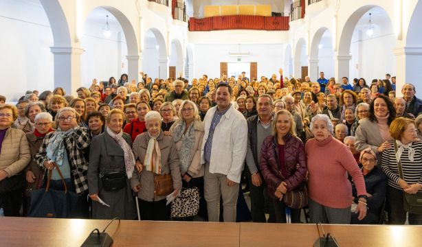 Talleres contra la soledad no deseada para mayores de Sevilla