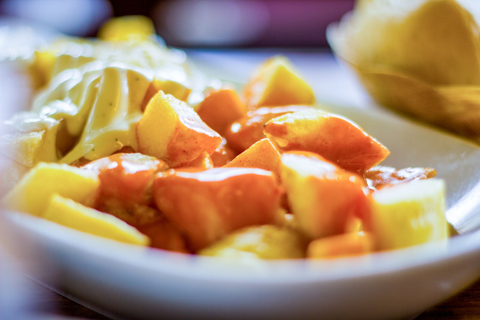 Dónde degustar las mejores patatas bravas de Madrid