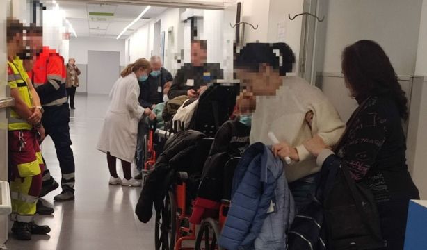 La gripe ya satura las urgencias: hasta 3 días para ingresar en el hospital (Foto: Mats 12Oct)