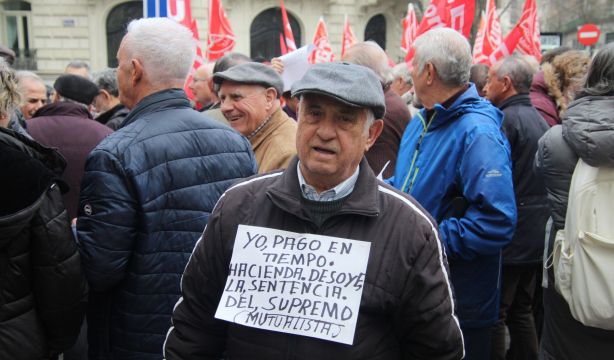 Mutualistas jubilados que aún no han cobrado la devolución de IRPF: hartos de esperar