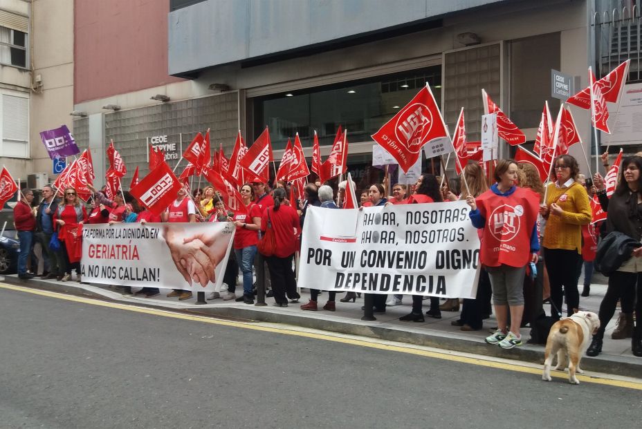 Los trabajadores de las residencias : "En la merienda y cena se alcanzan cuotas de horror"