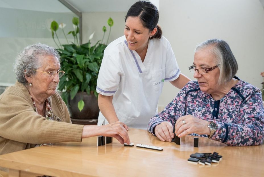DomusVi consolida el modelo Humaniza y lidera un año clave en buen trato y dignidad