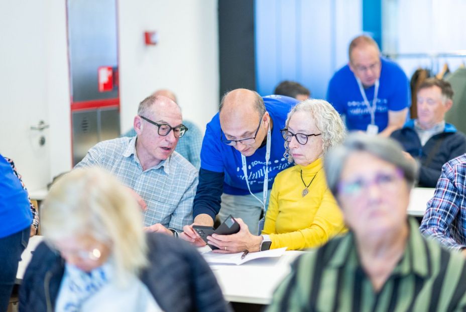 41.000 mayores han mejorado su uso del móvil con Fundación Telefónica 41.000 mayores han mejorado su uso del móvil con Fundación Telefónica