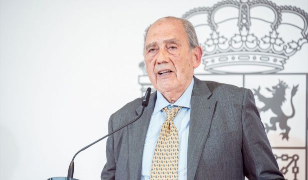 Carlos San Juan exige la aprobación urgente de la Ley del Defensor del Cliente Financiero