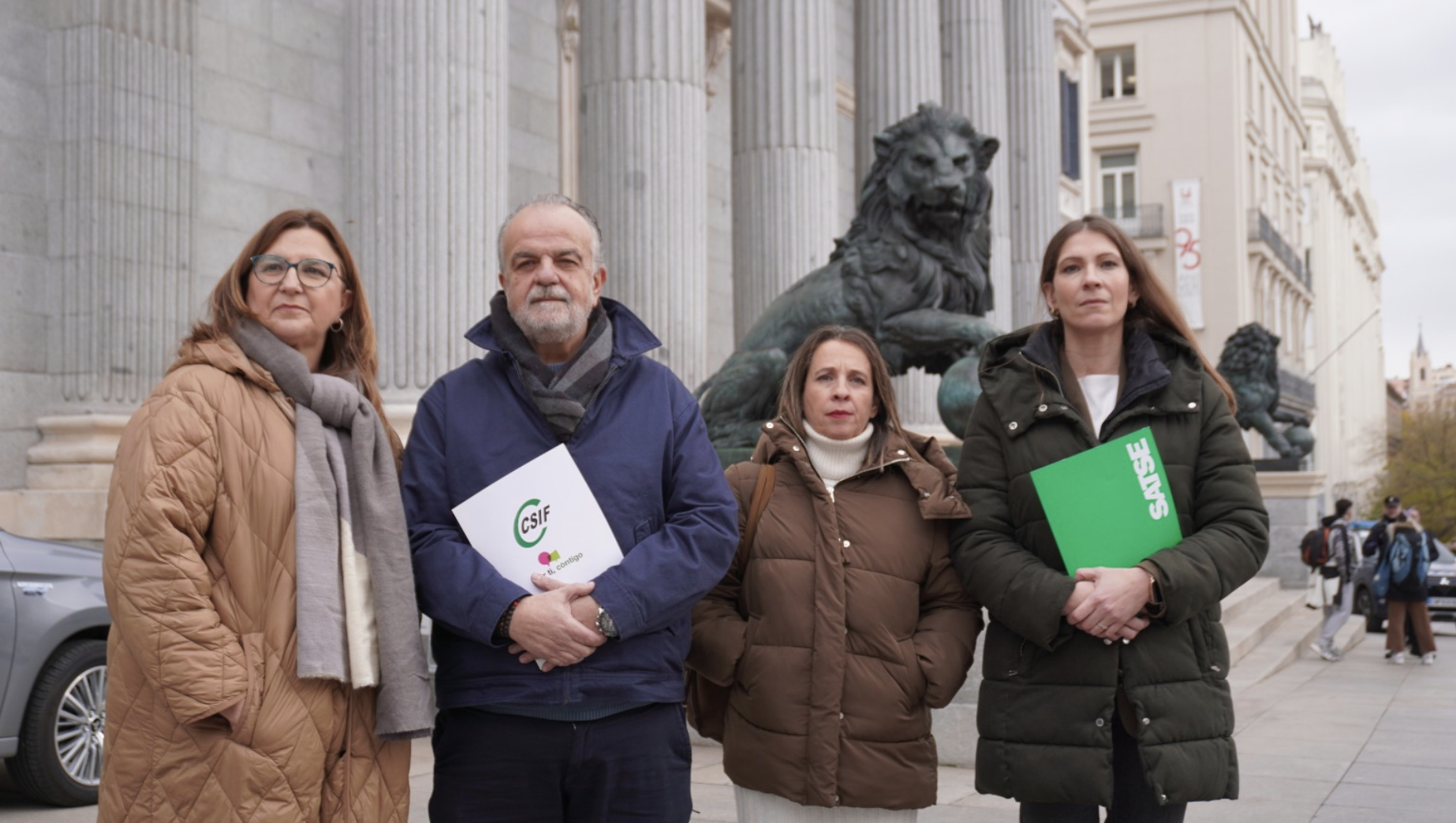Denuncian ante Pedro Sánchez la "irresponsabilidad" de Sanidad en la negociación del Estatuto Marco