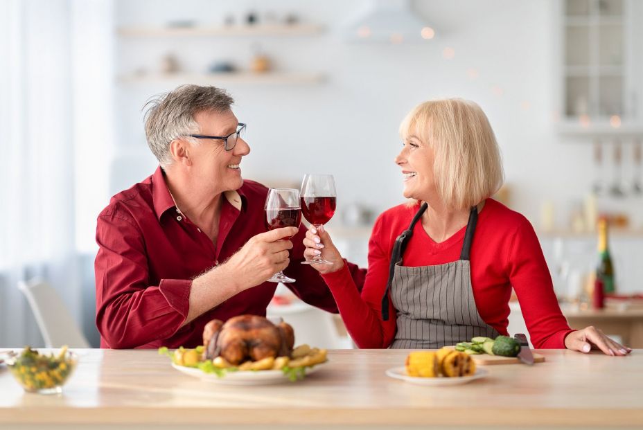 Qué vino servir en cada momento de la cena navideña: los 10 mejores