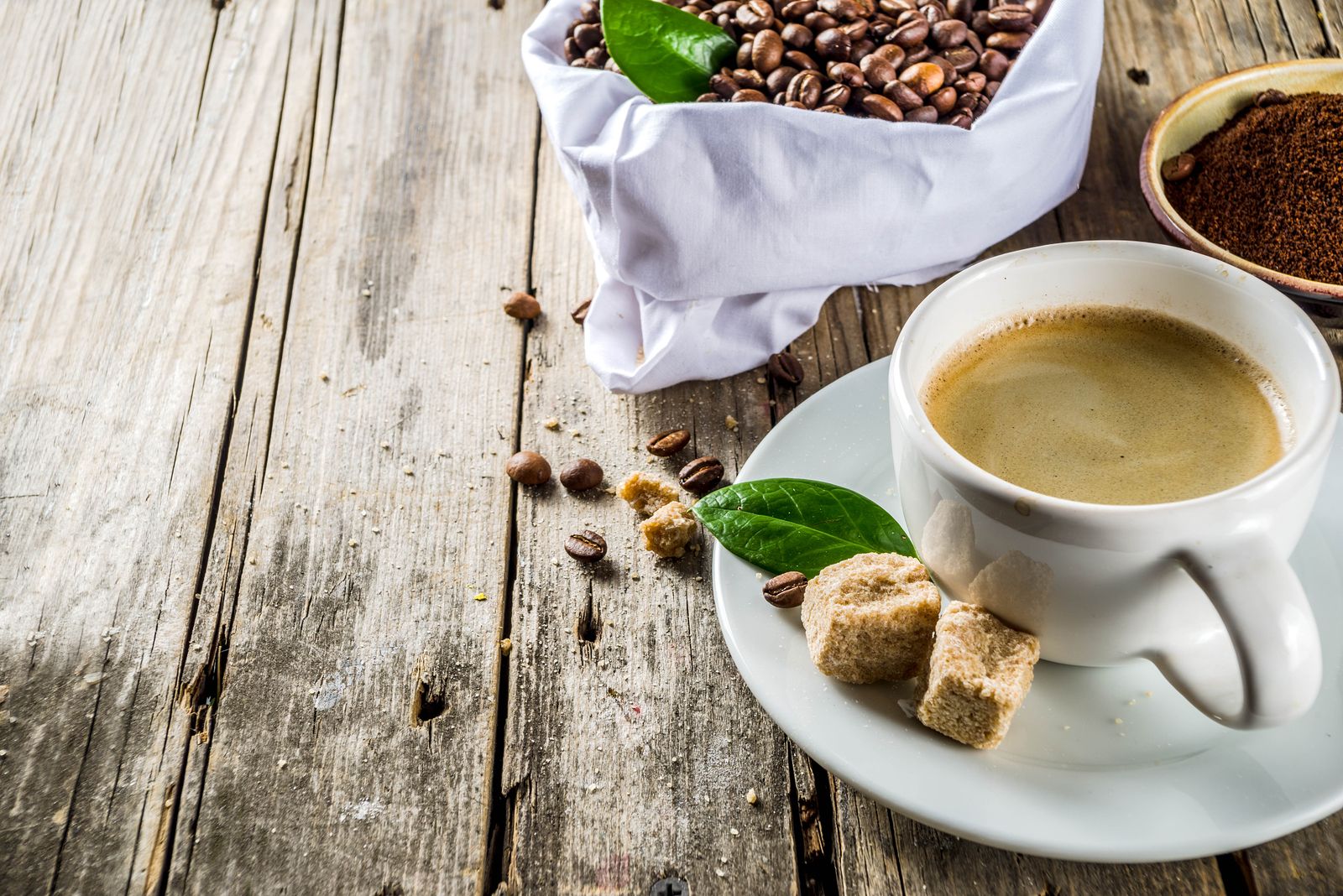 Cómo se obtiene el café descafeinado