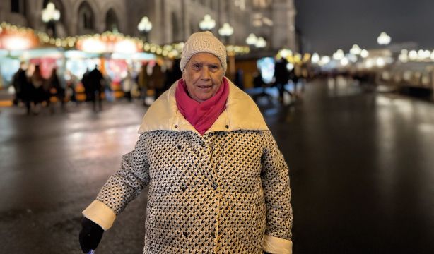 VÍDEO: Lucía cumple su sueño de visitar Viena en Navidad a los 85 años