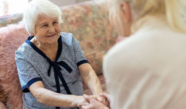 CEAFA y ocho sociedades presentan el 'Decálogo Alzheimer: Diez Compromisos por el RECUERDO'