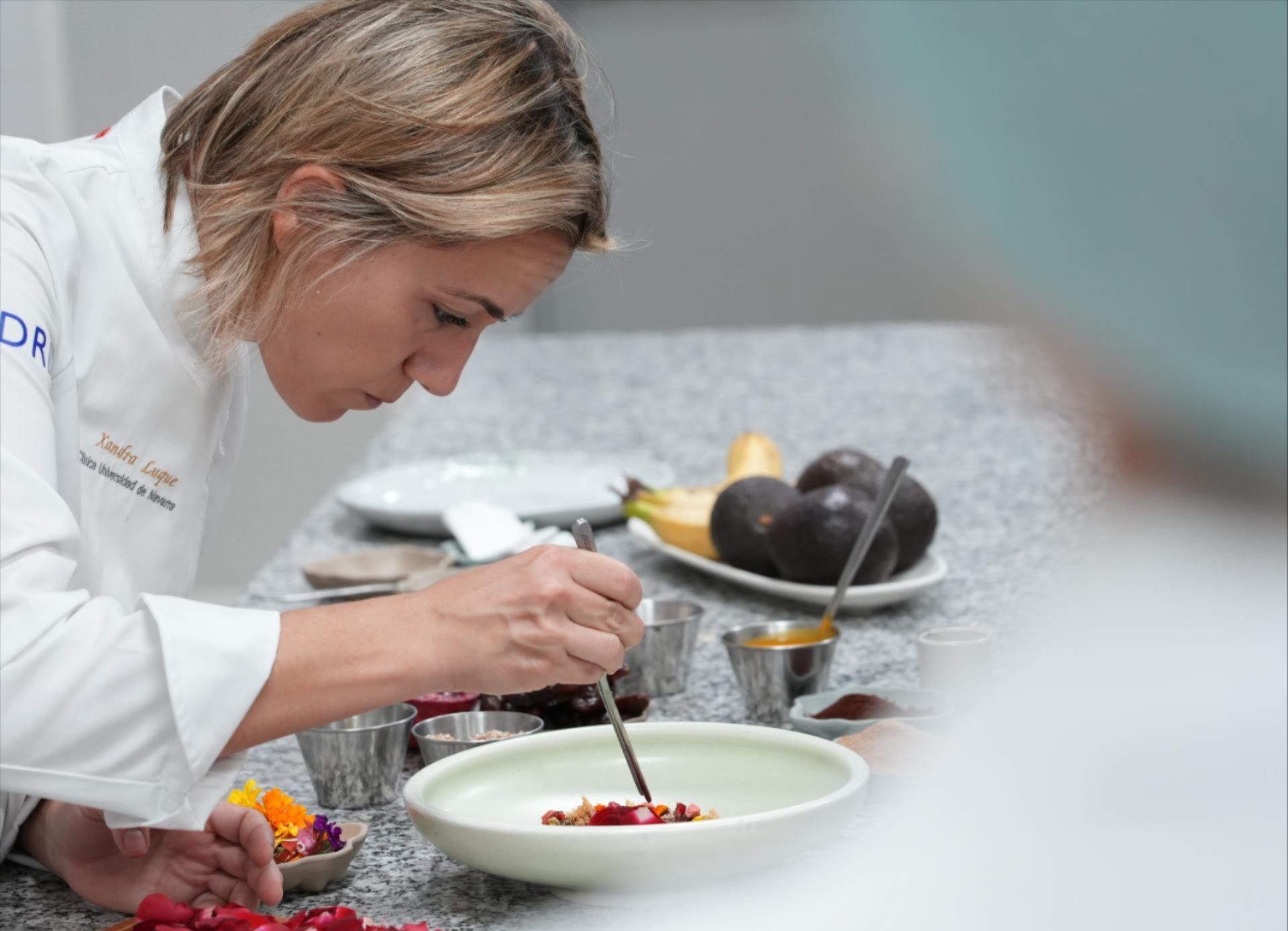 Xandra Luque es la chef de la Clínica Universidad de Navarra en Madrid y este año ha sido distinguida como embajadora de los alimentos regionales de la Comunidad de Madrid.